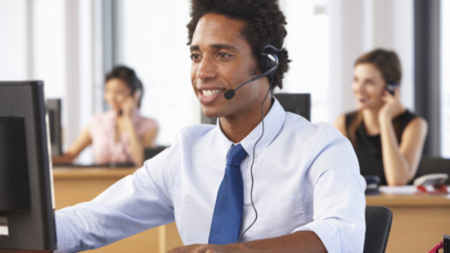 3 Ways a VoIP Phone System Can Improve Your Customer Service